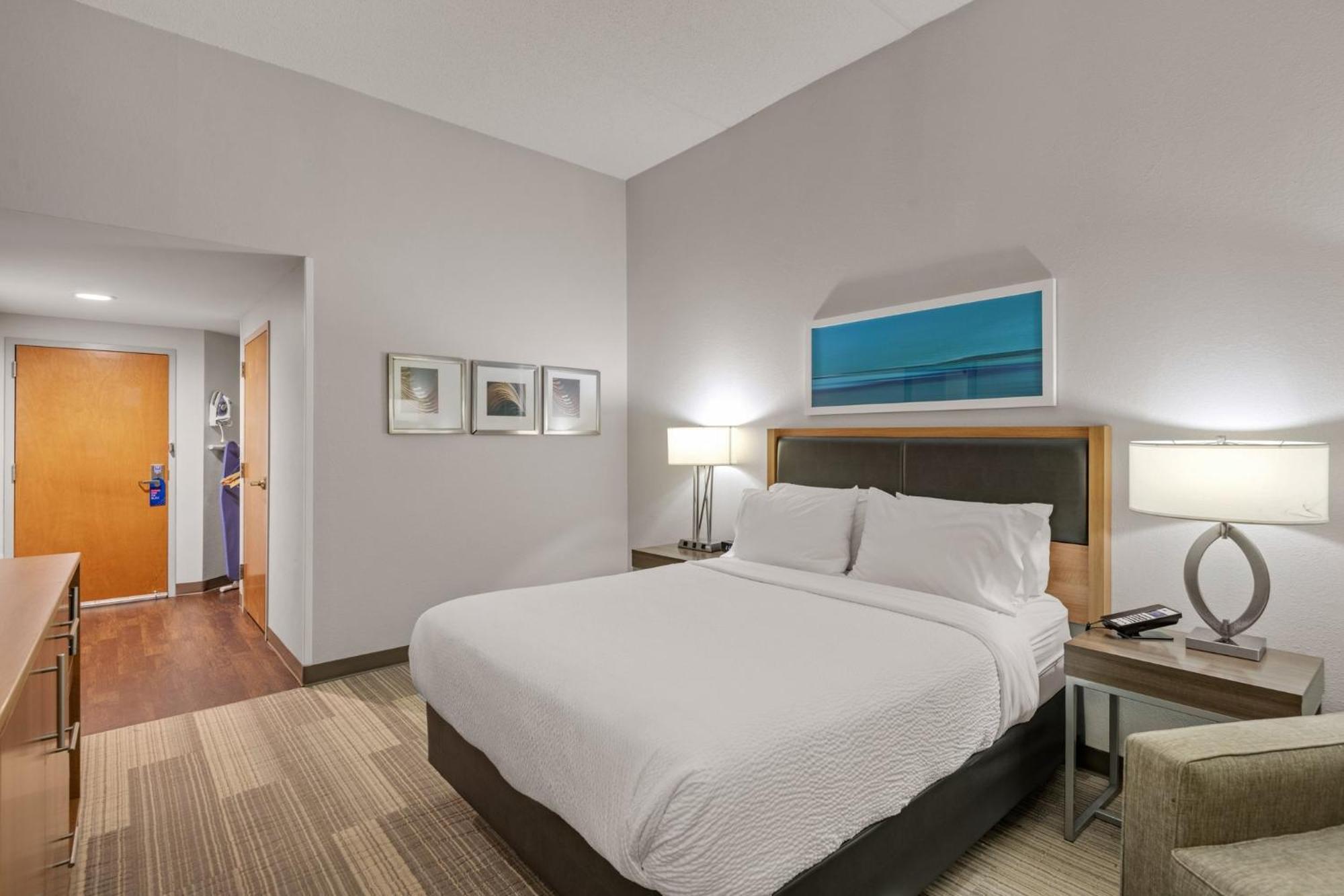 Holiday Inn Express Hershey-Harrisburg Area By Ihg Exterior photo